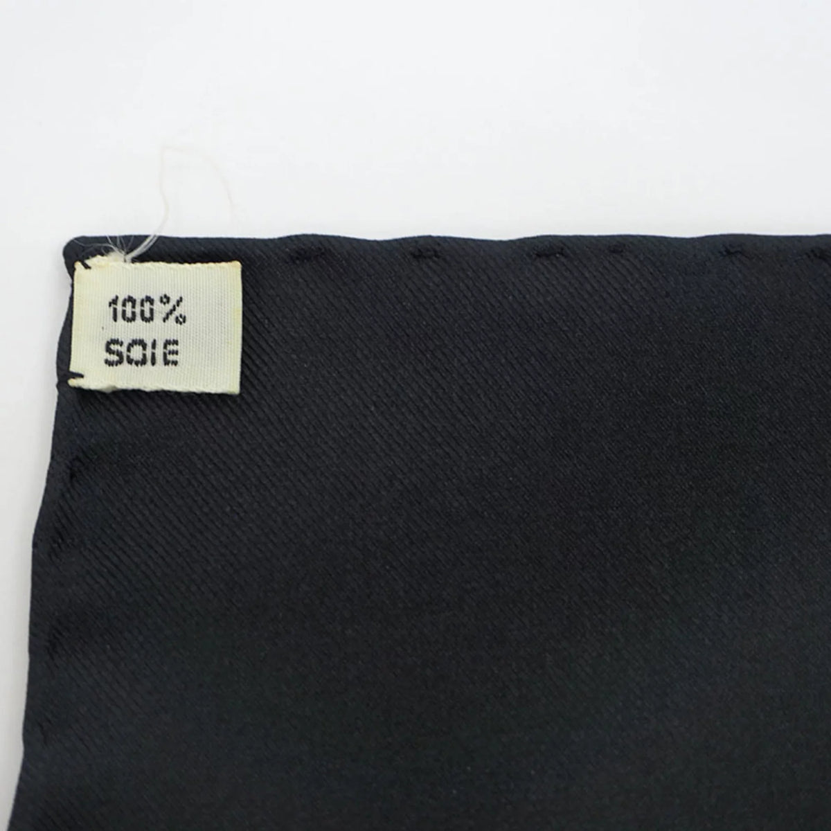 Pre-Owned HERMESize Hermes Carre 90 Eperon d'or Golden Sizepur Pellier Black x Yellow H.d'ORiGNY Sizecarf Muffler (Good)